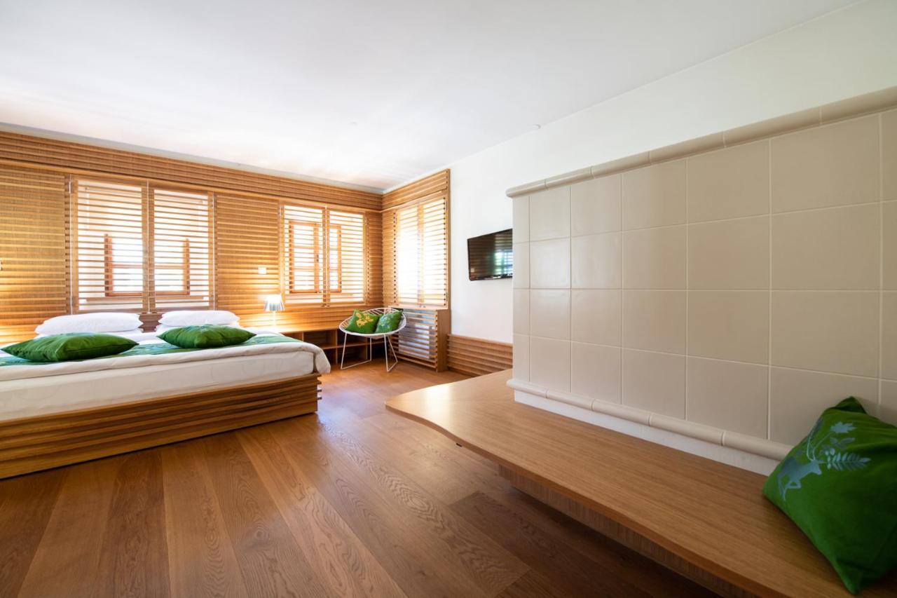 Hotel Skrabceva Domacija à Ribnica Extérieur photo